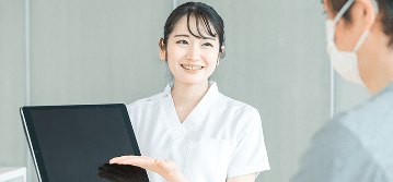 オンライン診療予約＋事前問診システム - 医科・歯科・美容クリニック向け。医事会計／電子カルテ API連携で受付作業を70％削減。